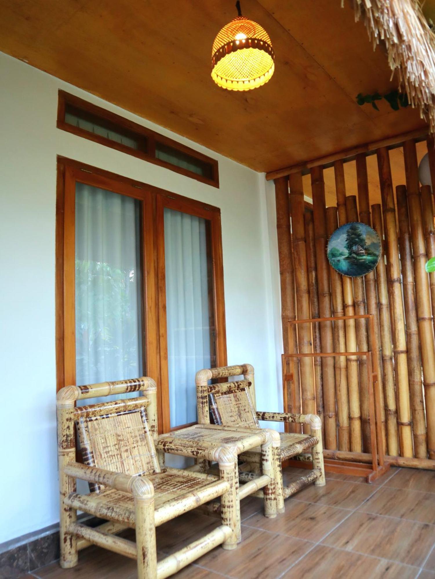 Peraja Bungalows Loyok Sangyang Номер фото